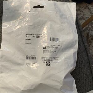 Four(4)ResMed AirFit N20 Cushion - White Large